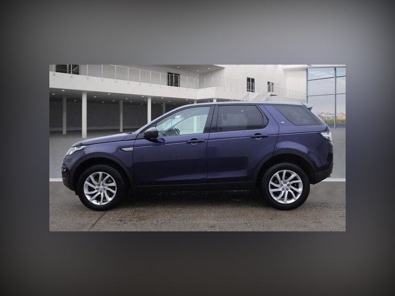 LAND ROVER DISCOVERY SPORT 2.0 TD4 SE TECH AUTO 4WD EURO 6 S S 5DR 10...